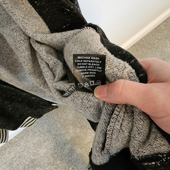 NWOT Men's Brookly Cloth Button Front Baseball Jacket - Size M - Picture 5 of 5